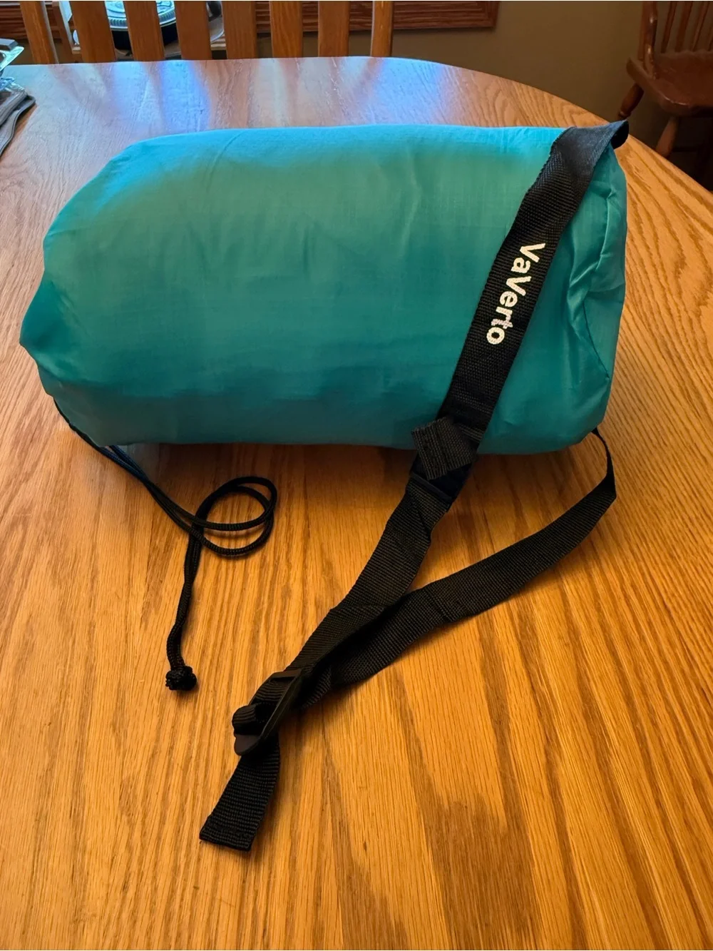 VaVerto Gray Travel Pillow with Teal Bag
